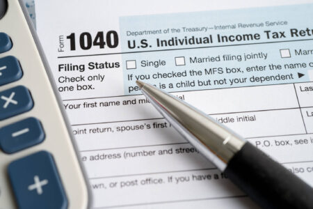 picking a tax filing status on tax form