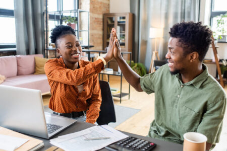 couple happy about filing taxes with their 1099s